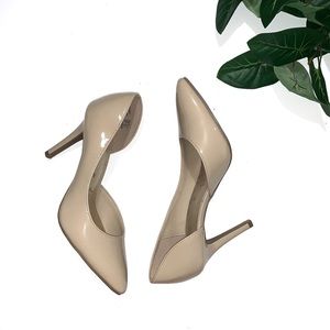 NWOT Nude Heels